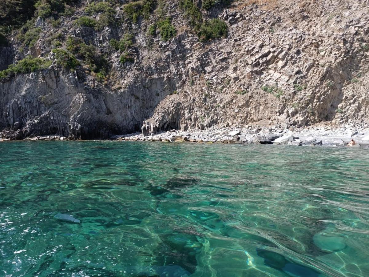 Hotel A Casa Di Gaia à Riccò del Golfo di Spezia Extérieur photo
